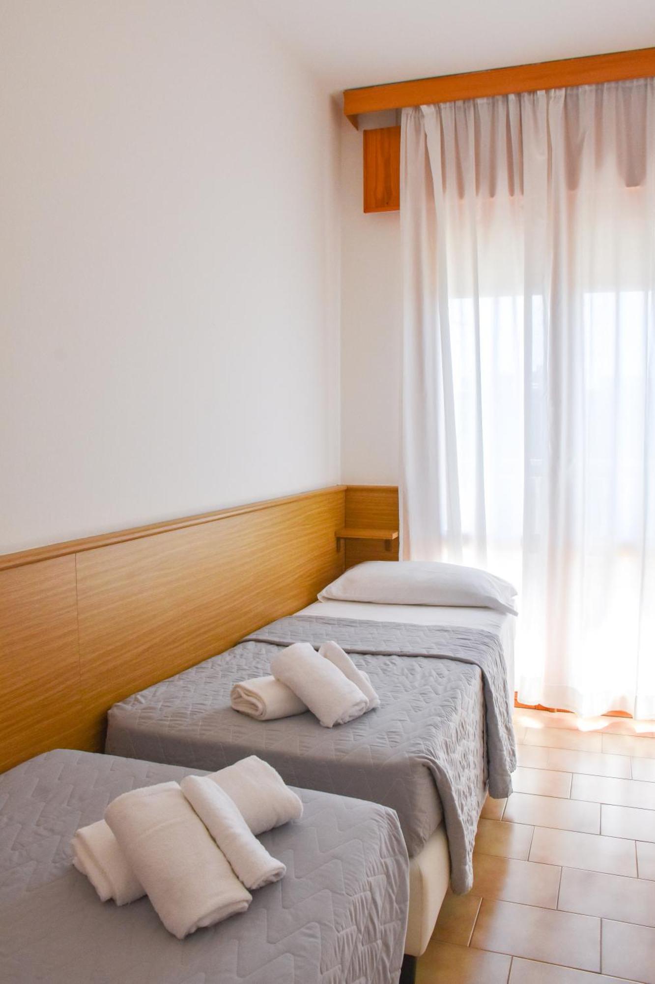 Hotel Umberto Lido di Jesolo Buitenkant foto