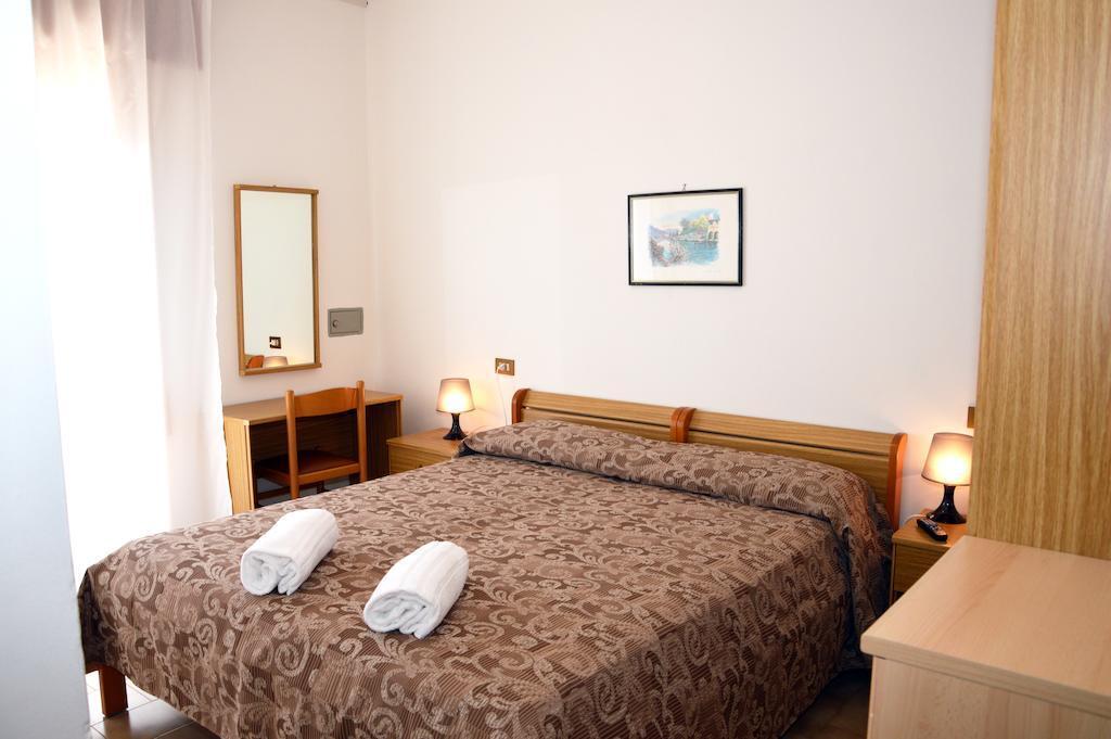 Hotel Umberto Lido di Jesolo Buitenkant foto